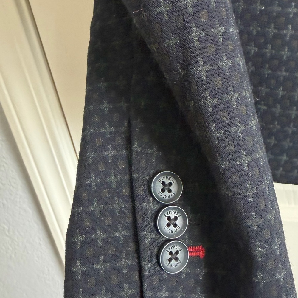 Express Black Micro-Pattern Two-Button Blazer - Picture 6 of 10